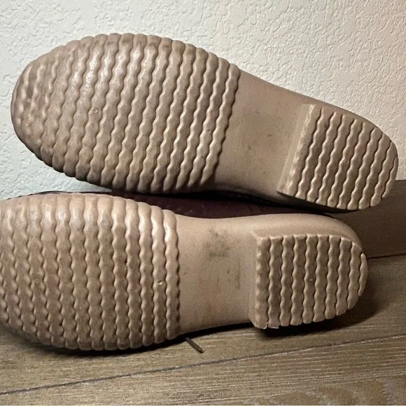 YOKI Duck Rain Boots – Waterproof – Women’s Size 8 (approx. 10" in length) - Picture 12 of 16